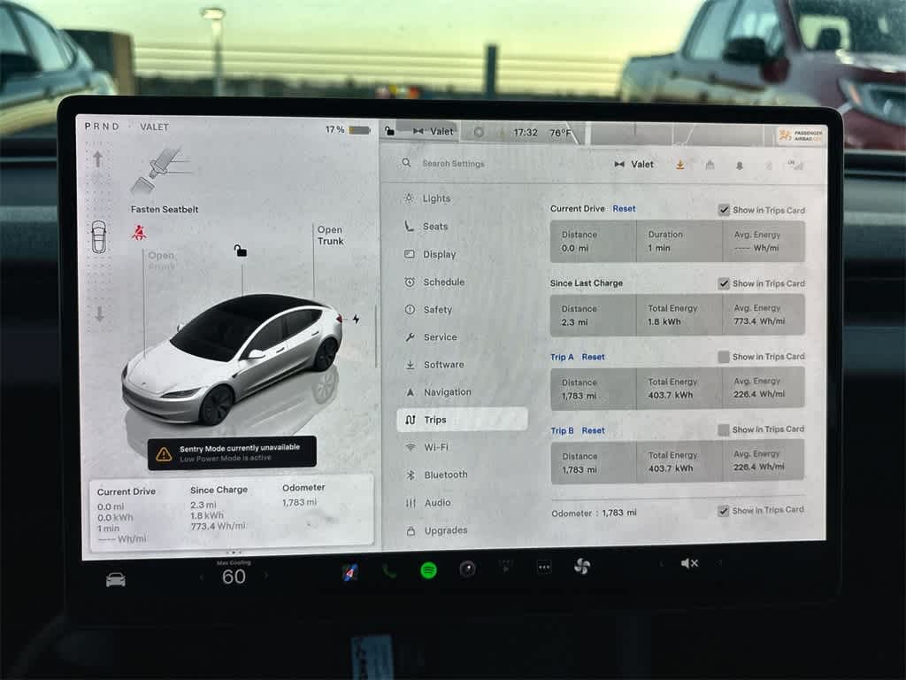 Thumbnail: 2025 Tesla Model 3 - 15