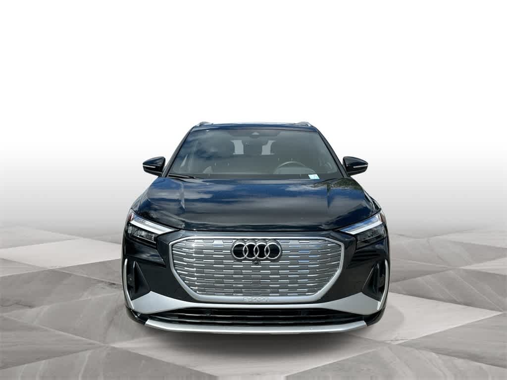 Thumbnail: 2025 Audi Q4 e-tron - 3