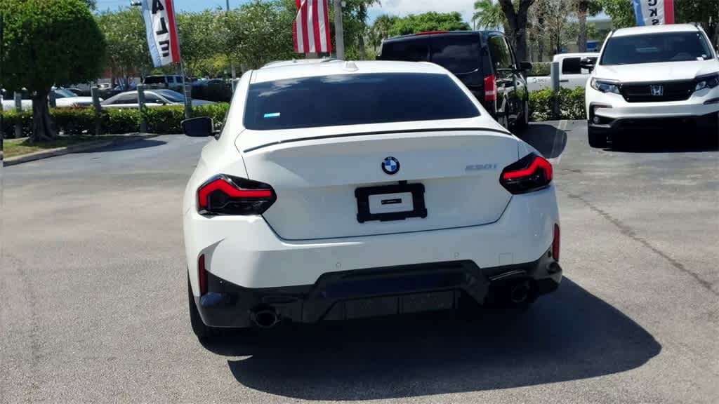 Thumbnail: 2024 BMW 2 Series - 7