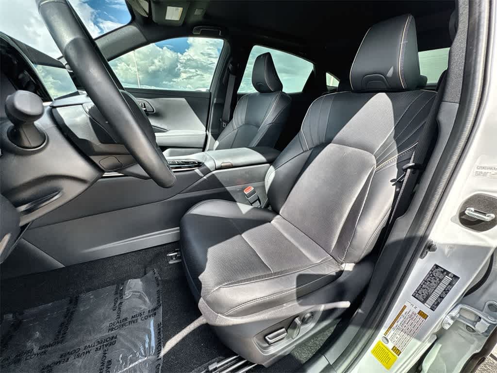 Thumbnail: 2024 Toyota Crown - 13