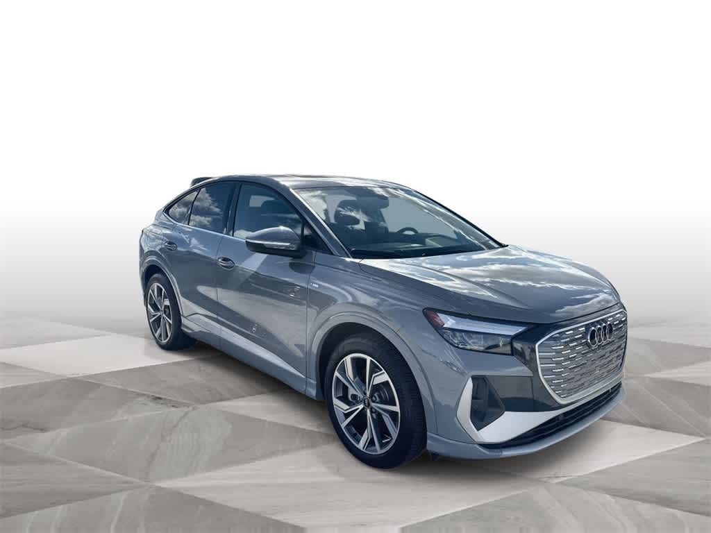 Thumbnail: 2025 Audi Q4 e-tron - 2