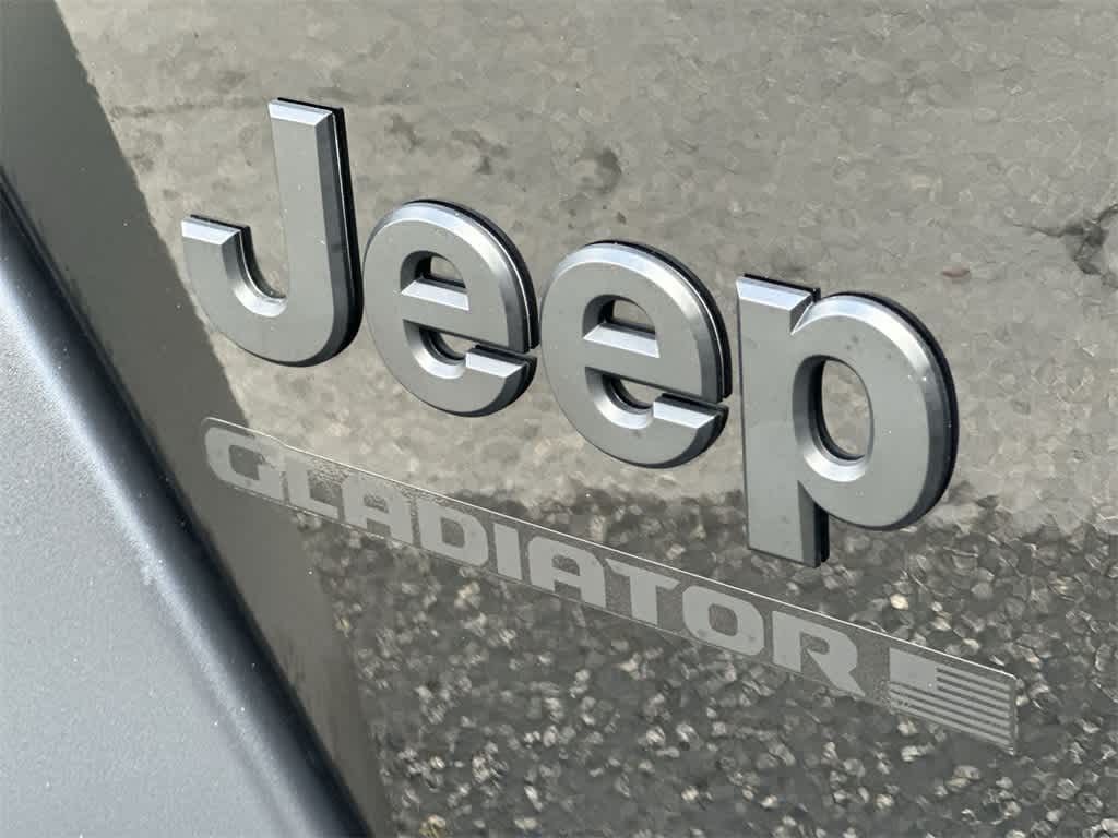 Thumbnail: 2024 Jeep Gladiator - 10