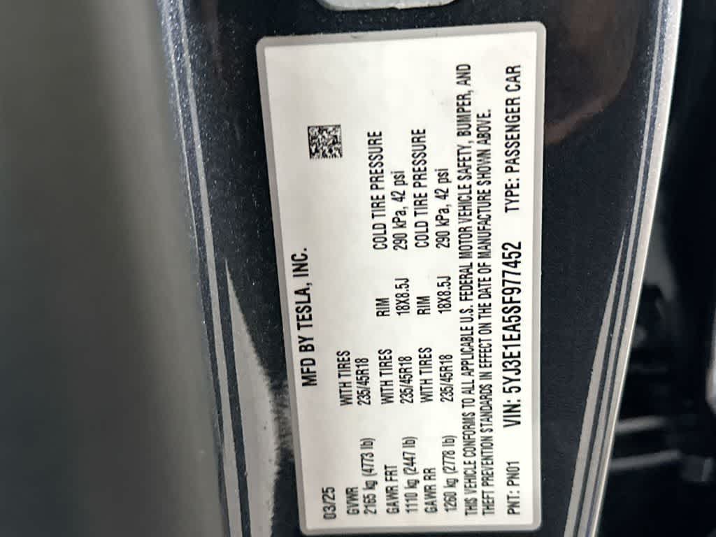 Thumbnail: 2025 Tesla Model 3 - 28