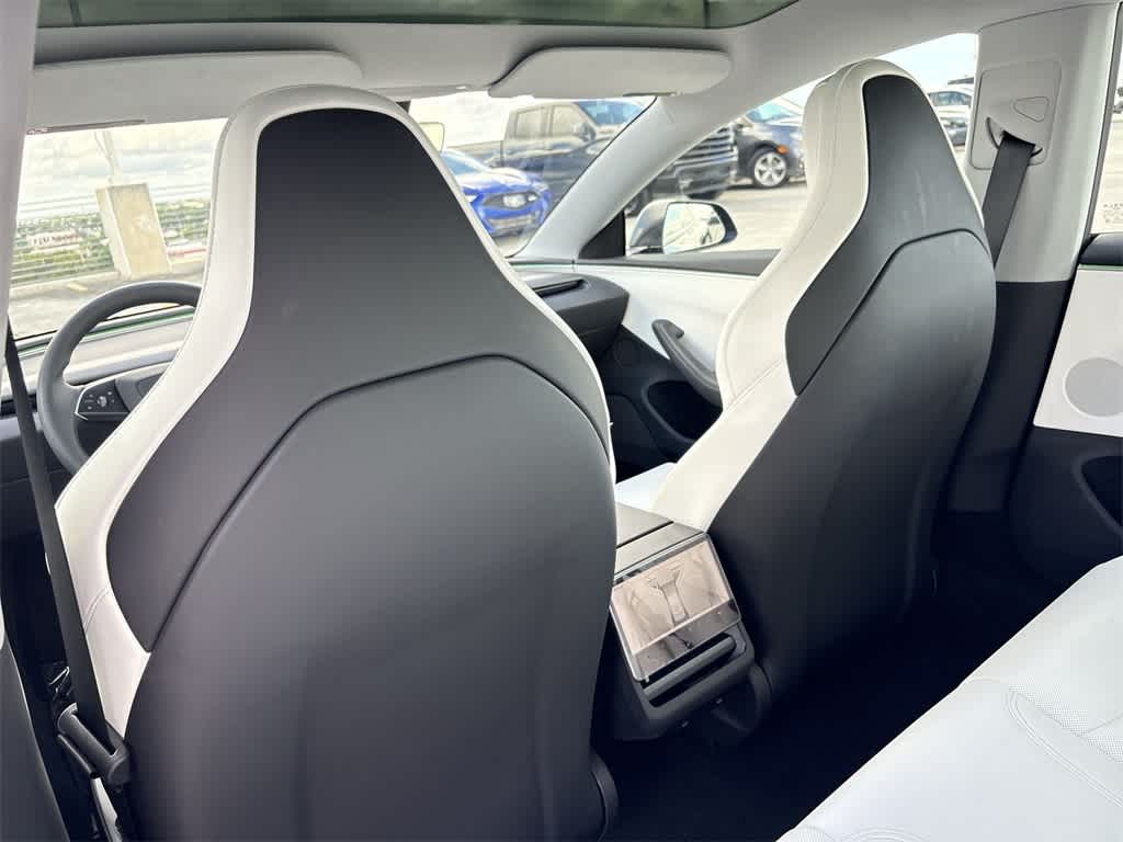 Thumbnail: 2025 Tesla Model 3 - 22