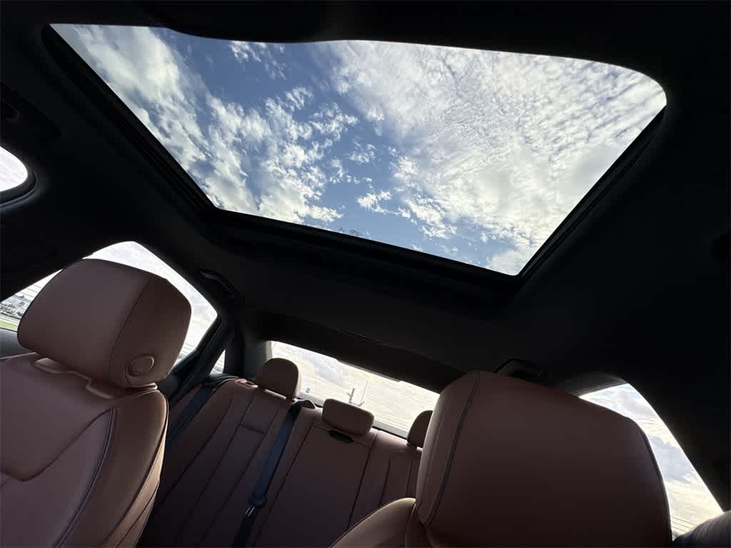 Thumbnail: 2023 Audi A4 - 16