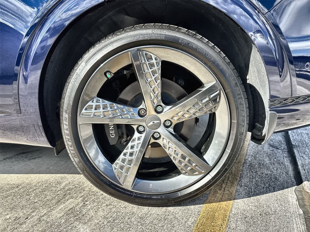 Thumbnail: 2024 Genesis GV70 - 11