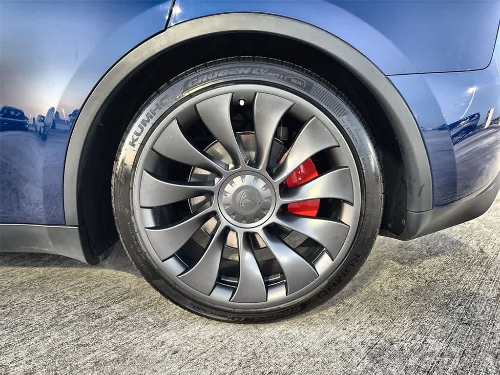 Thumbnail: 2023 Tesla Model Y - 11