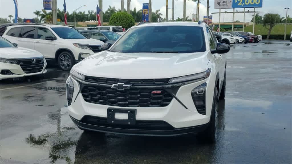 Thumbnail: 2024 Chevrolet Trax - 3