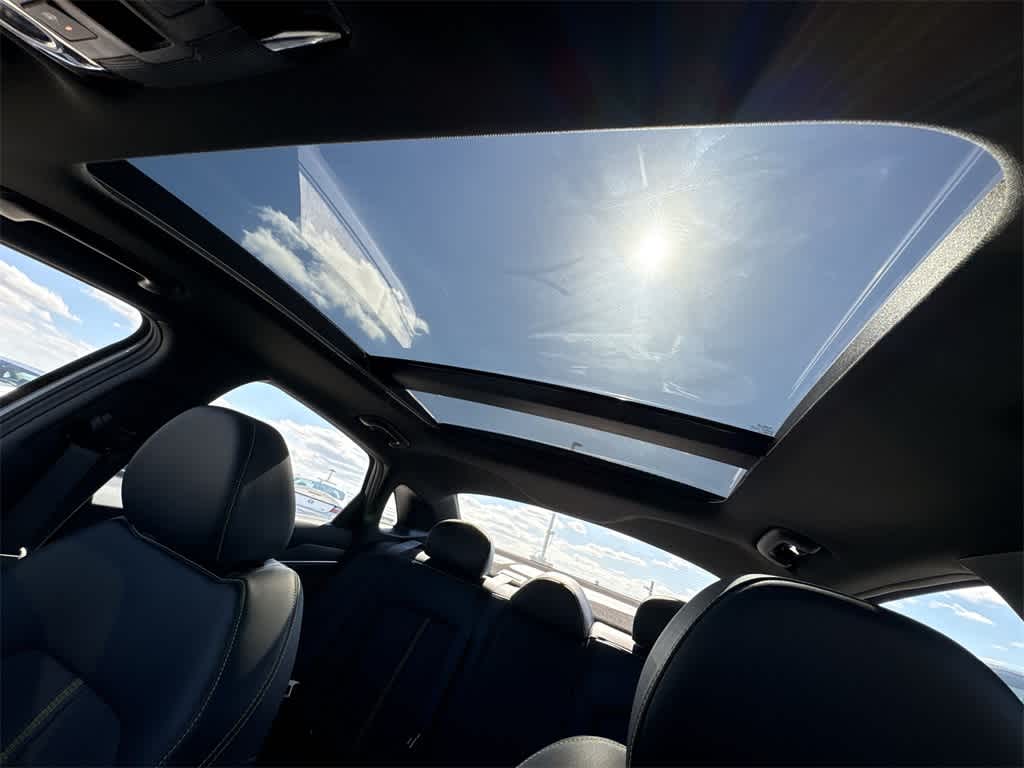 Thumbnail: 2025 Kia K5 - 16