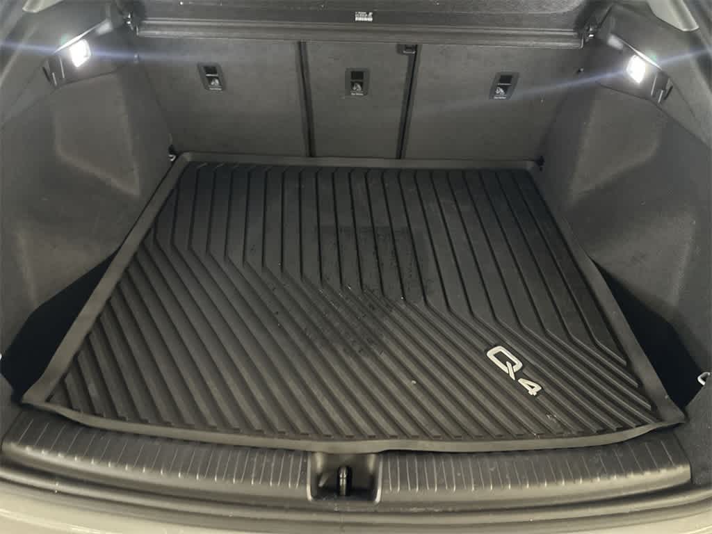 Thumbnail: 2024 Audi Q4 e-tron - 24