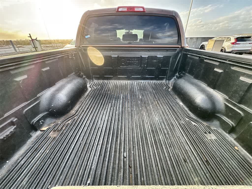 Thumbnail: 2015 Toyota Tundra - 24