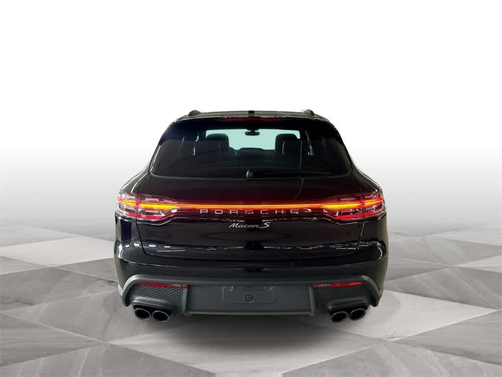 Thumbnail: 2024 Porsche Macan - 7