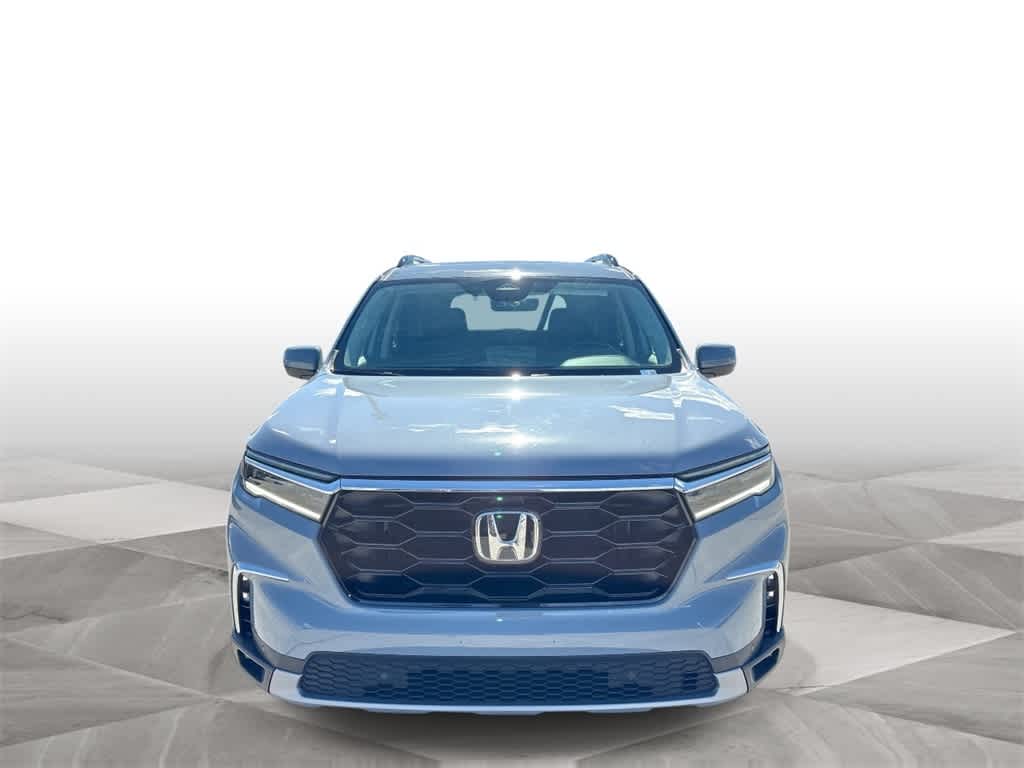 Thumbnail: 2023 Honda Pilot - 3