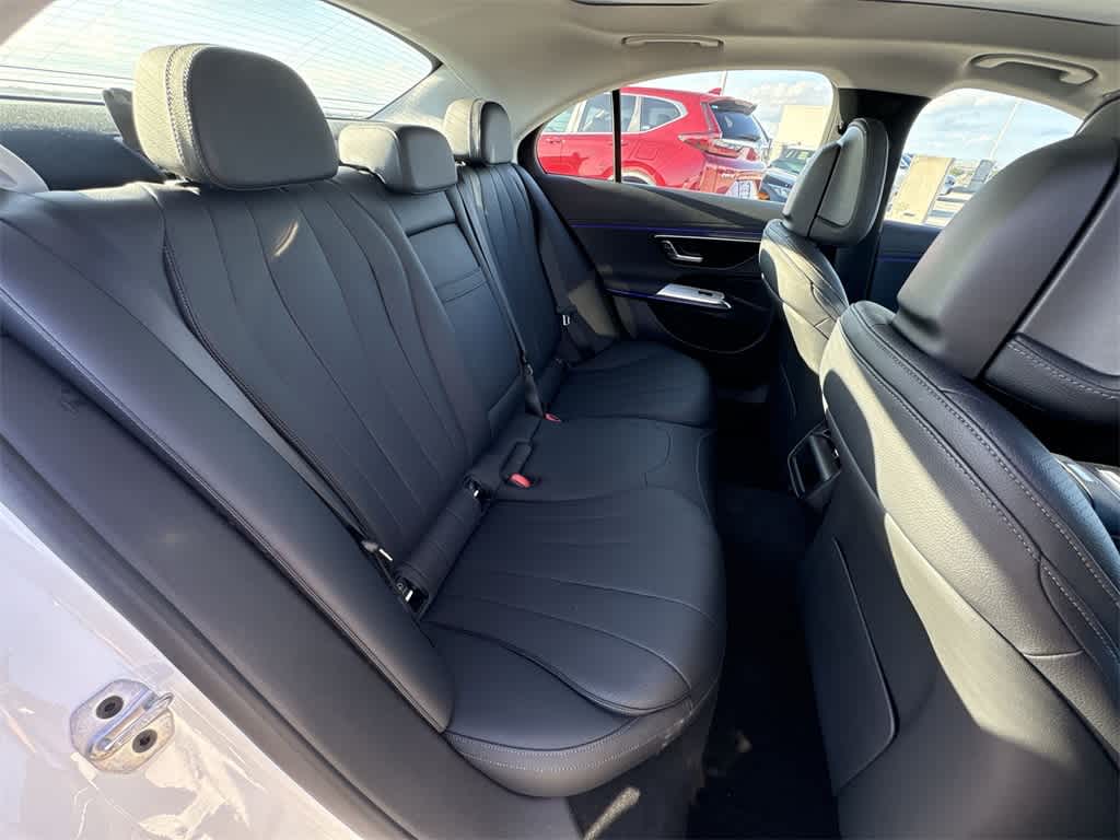 Thumbnail: 2025 Mercedes-Benz E-Class - 25