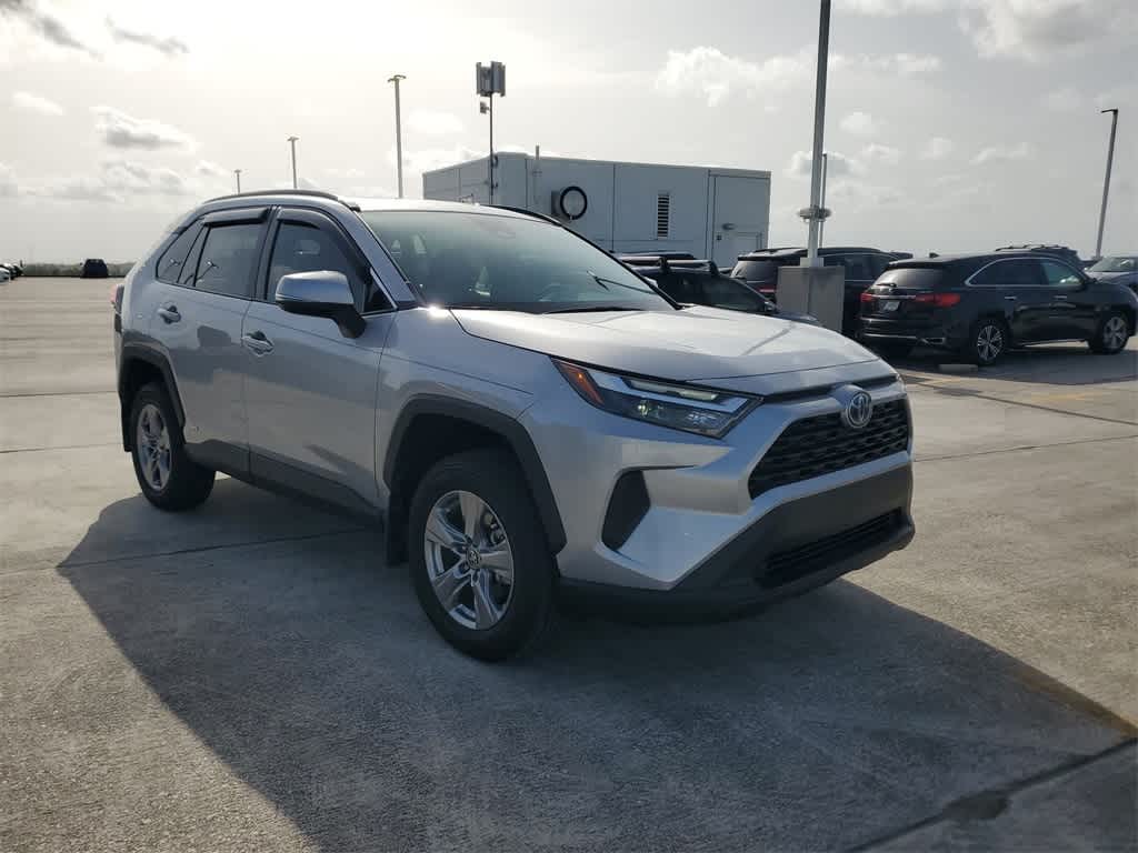 2024 Toyota RAV4 XLE 7