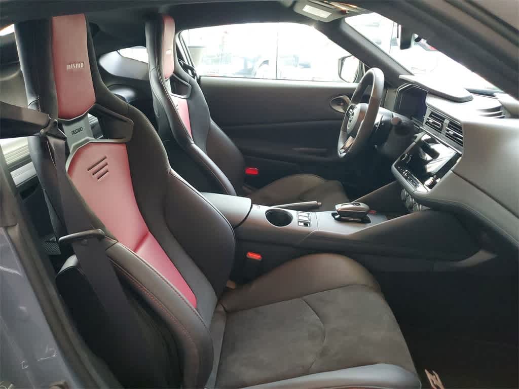 2024 Nissan Z NISMO 14