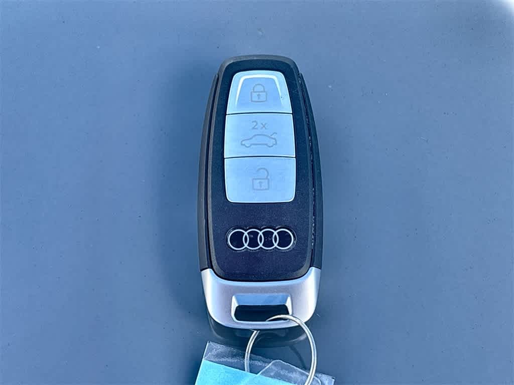 Thumbnail: 2025 Audi Q4 e-tron - 27