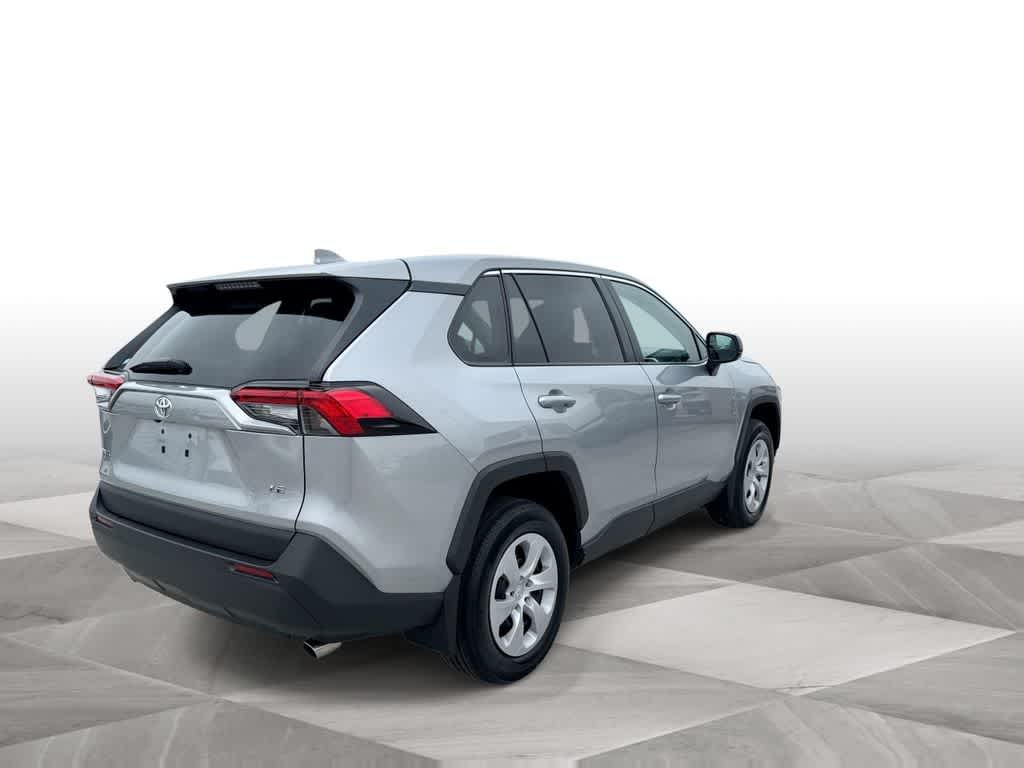 Thumbnail: 2025 Toyota RAV4 - 8