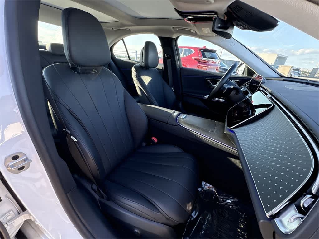 Thumbnail: 2025 Mercedes-Benz E-Class - 26