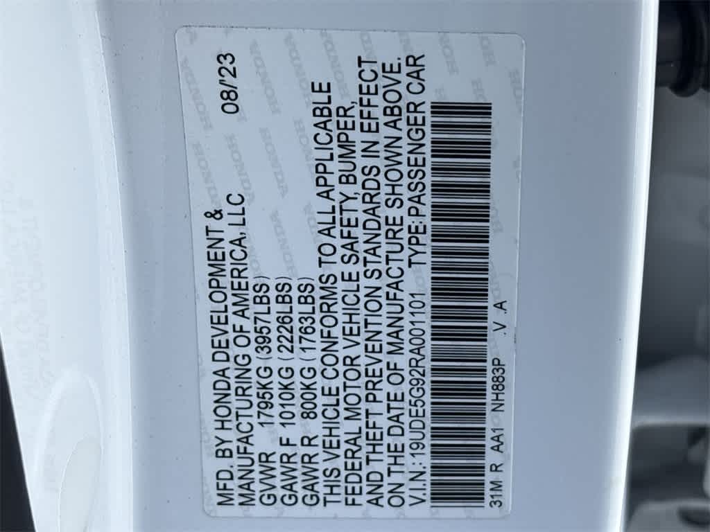 Thumbnail: 2024 Acura Integra - 28