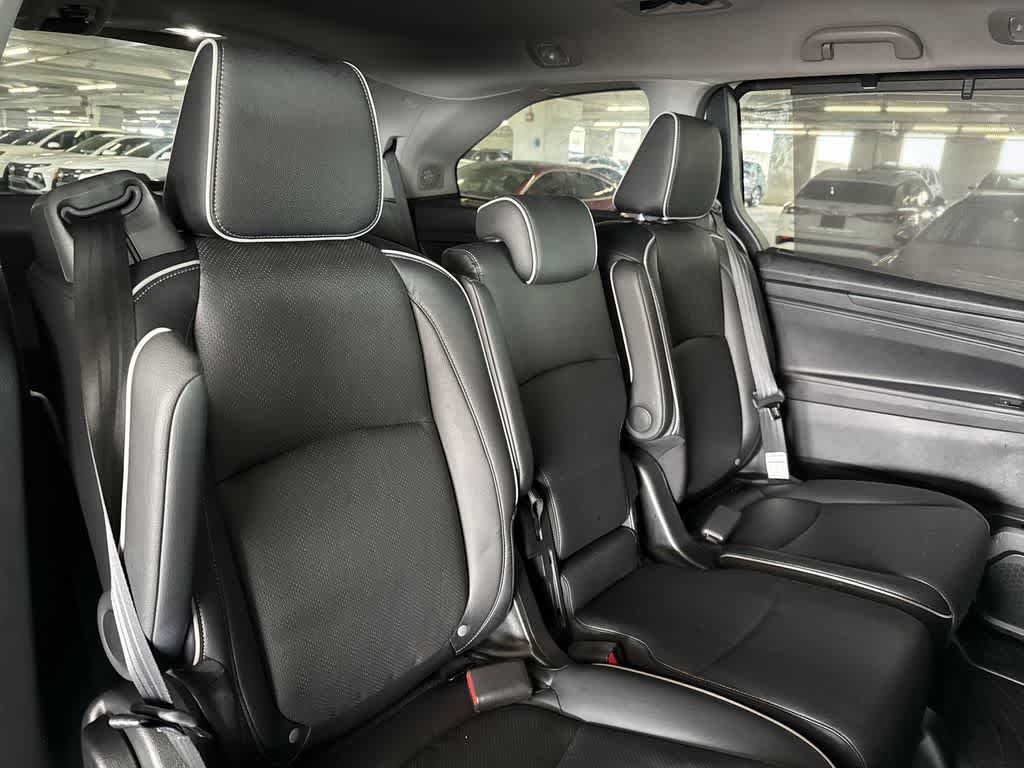 Thumbnail: 2023 Honda Odyssey - 25