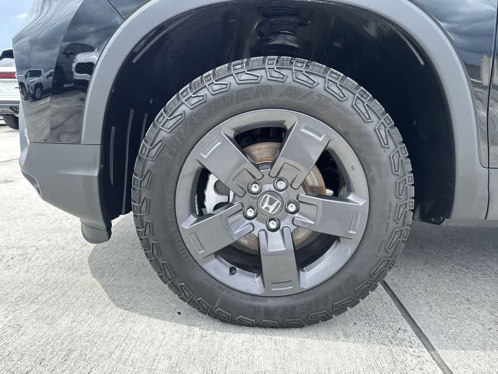 Thumbnail: 2026 Honda Ridgeline - 10