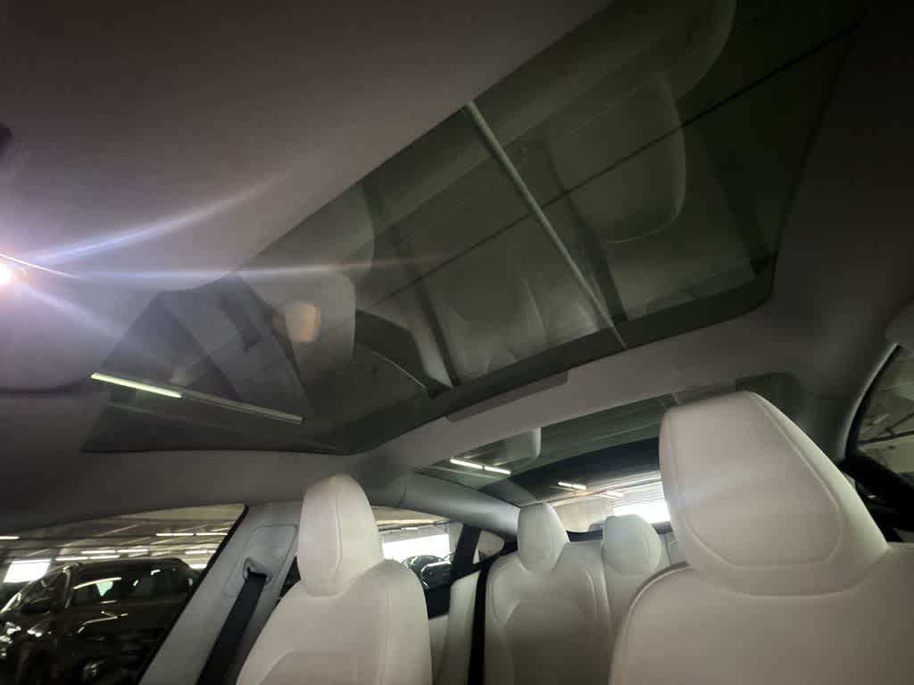 Thumbnail: 2025 Tesla Model 3 - 16