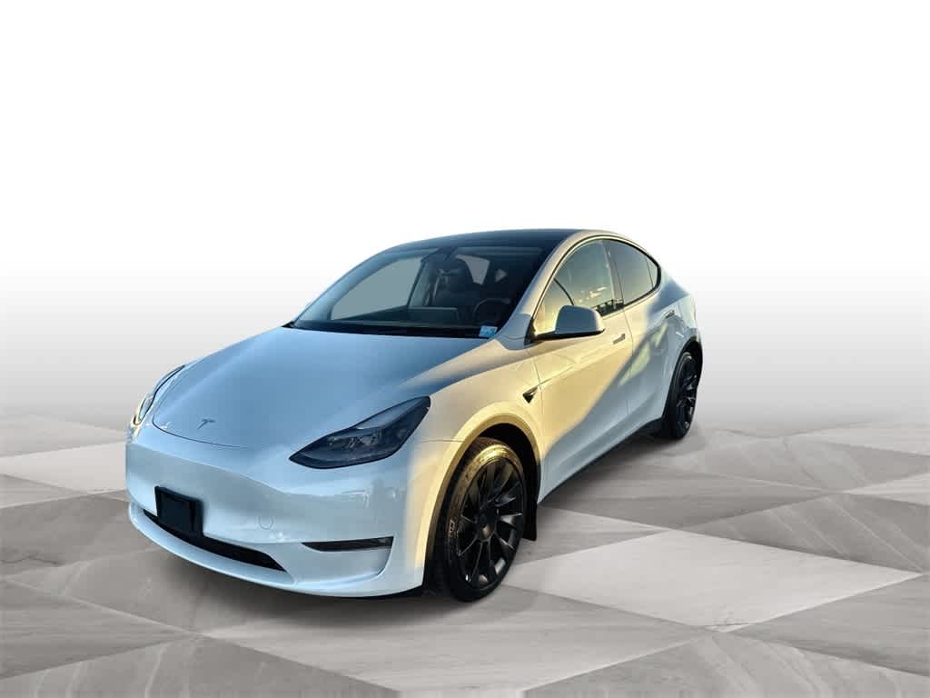 Thumbnail: 2023 Tesla Model Y - 4