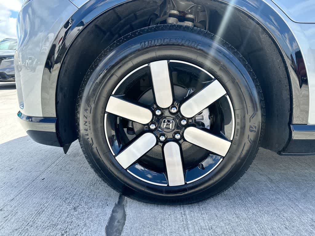 Thumbnail: 2025 Honda Prologue - 10