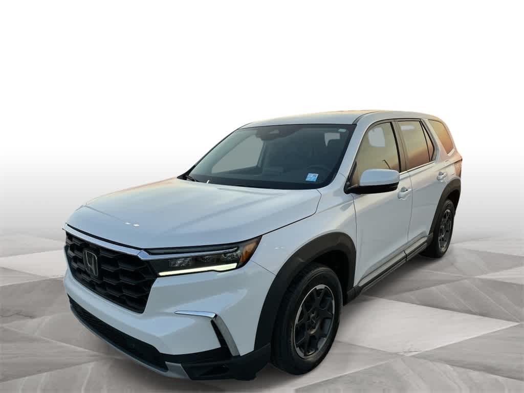 Thumbnail: 2023 Honda Pilot - 1