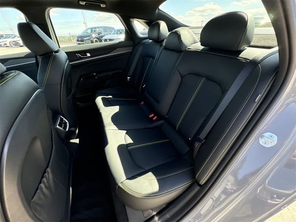 Thumbnail: 2025 Kia K5 - 21