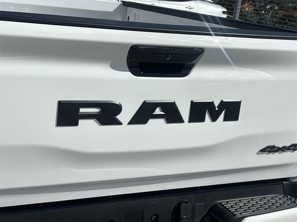 Thumbnail: 2025 RAM 1500 - 10