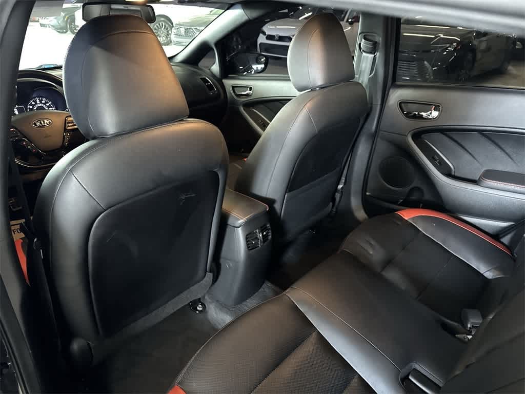Thumbnail: 2018 Kia Forte - 22