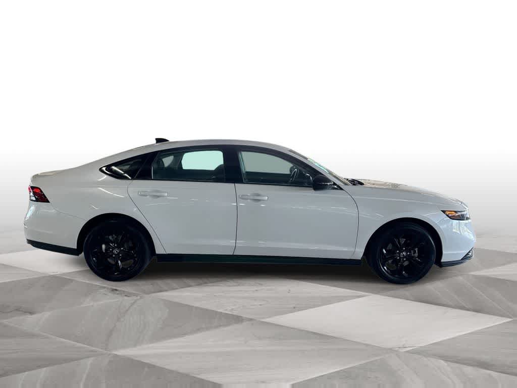Thumbnail: 2025 Honda Accord - 9