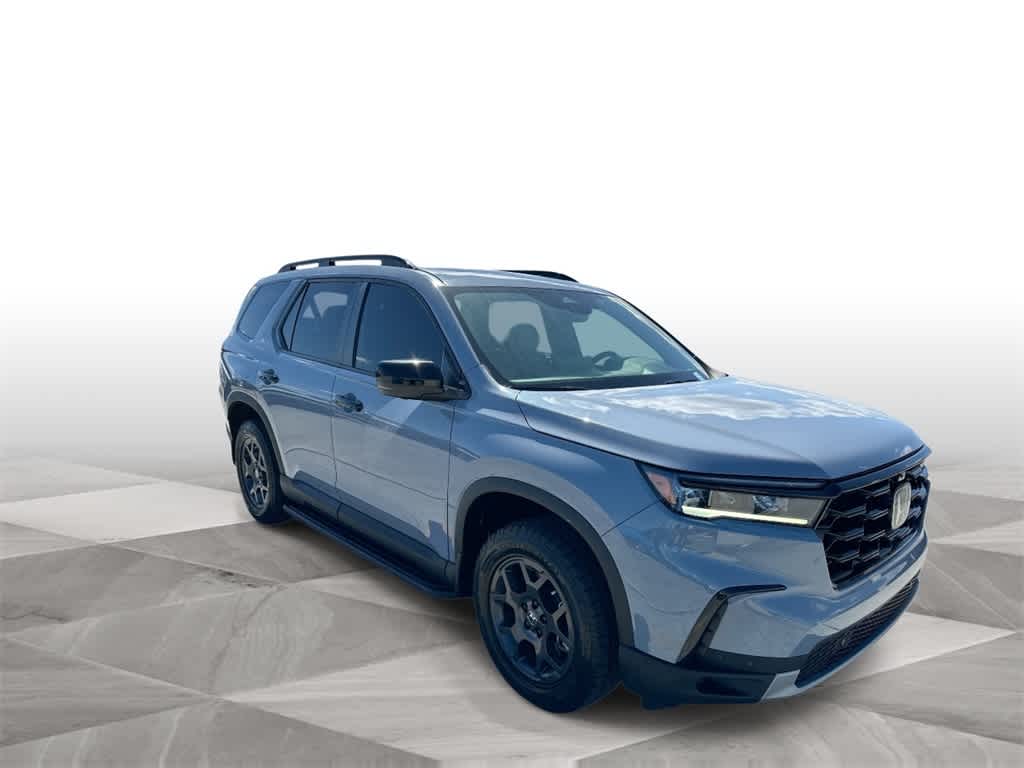 Thumbnail: 2023 Honda Pilot - 2