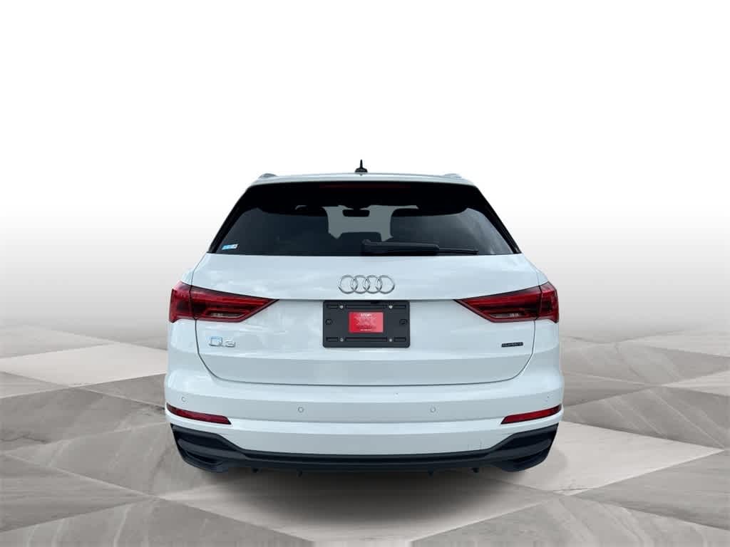 Thumbnail: 2024 Audi Q3 - 7