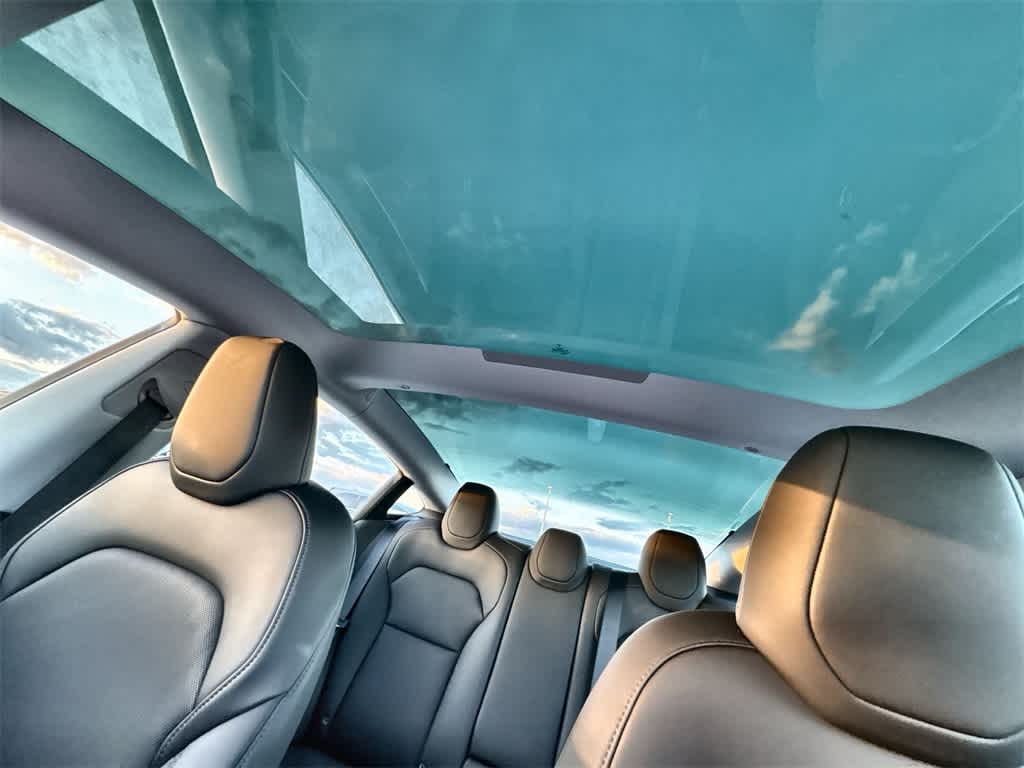 Thumbnail: 2025 Tesla Model 3 - 16