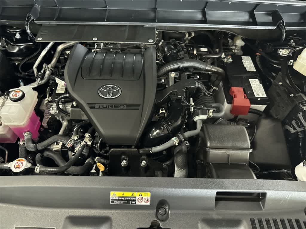 Thumbnail: 2024 Toyota Highlander - 12