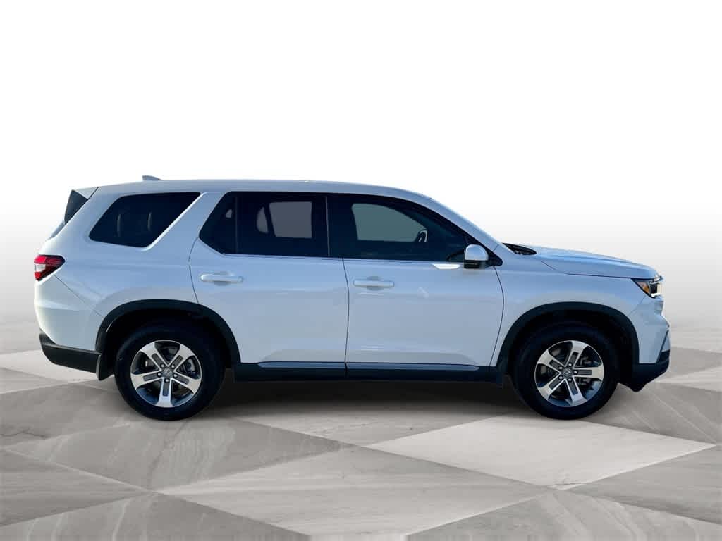 Thumbnail: 2025 Honda Pilot - 9