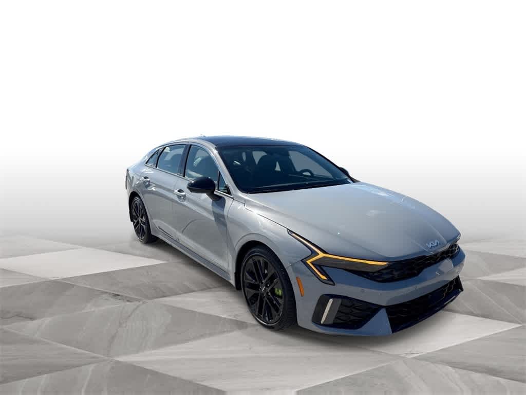 Thumbnail: 2025 Kia K5 - 2