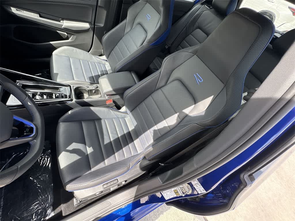 Thumbnail: 2024 Volkswagen Golf - 13