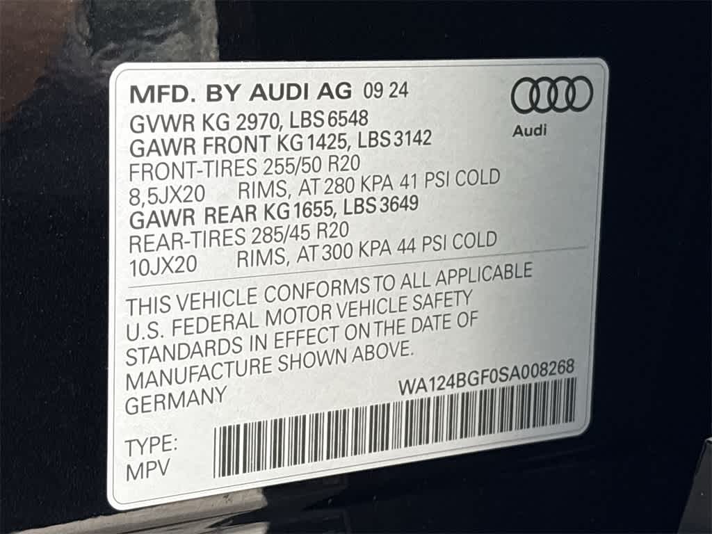 Thumbnail: 2025 Audi Q6 e-tron - 28