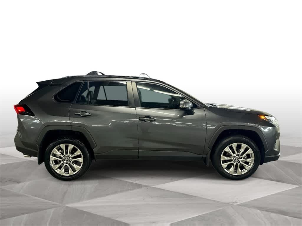 Thumbnail: 2025 Toyota RAV4 - 9