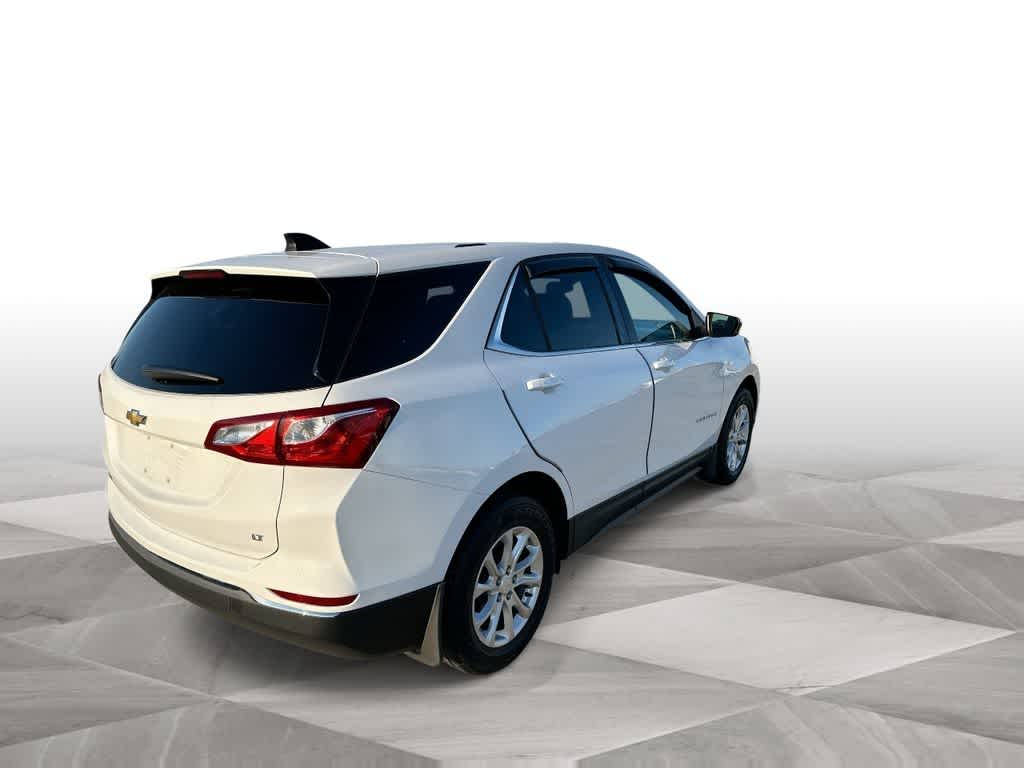 Thumbnail: 2018 Chevrolet Equinox - 8