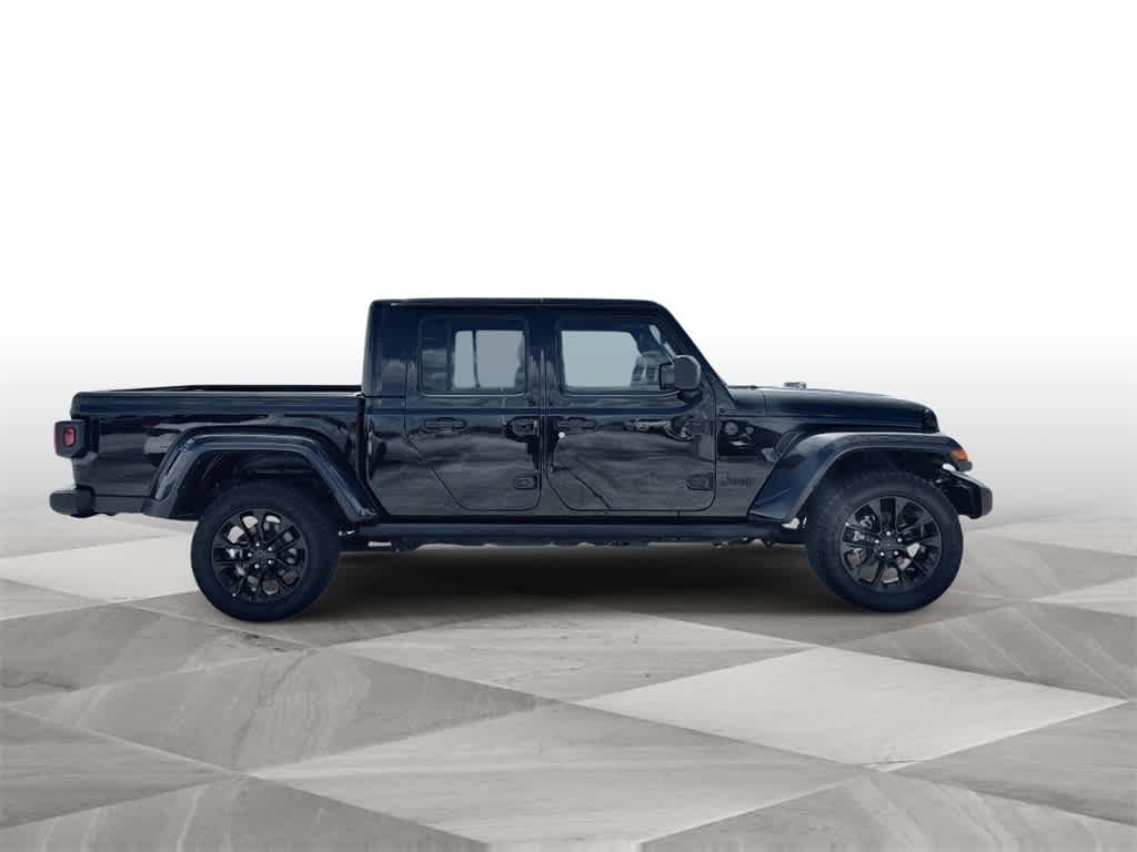 Thumbnail: 2024 Jeep Gladiator - 9