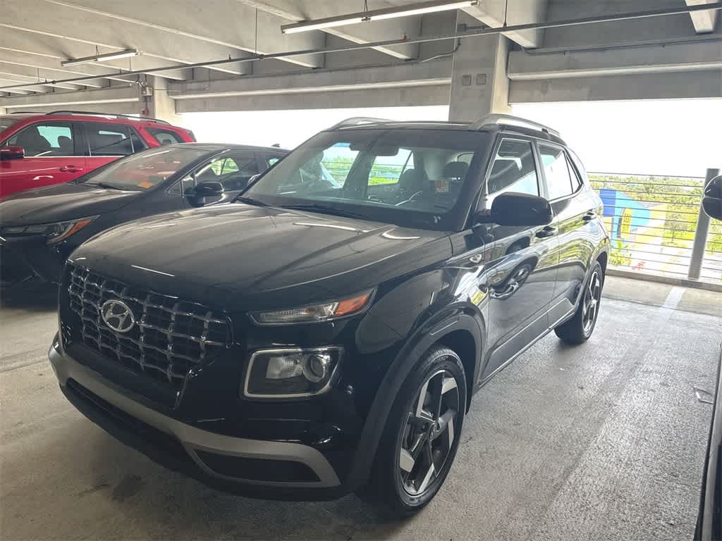 2024 Hyundai Venue SEL 2