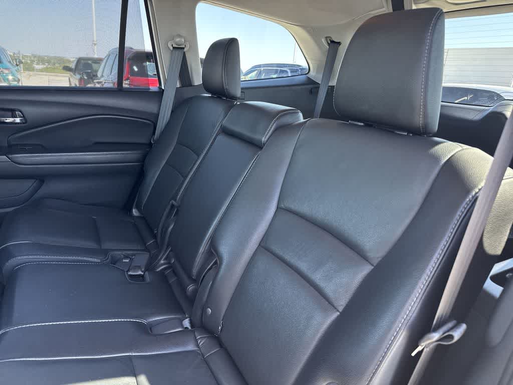 Thumbnail: 2021 Honda Pilot - 21