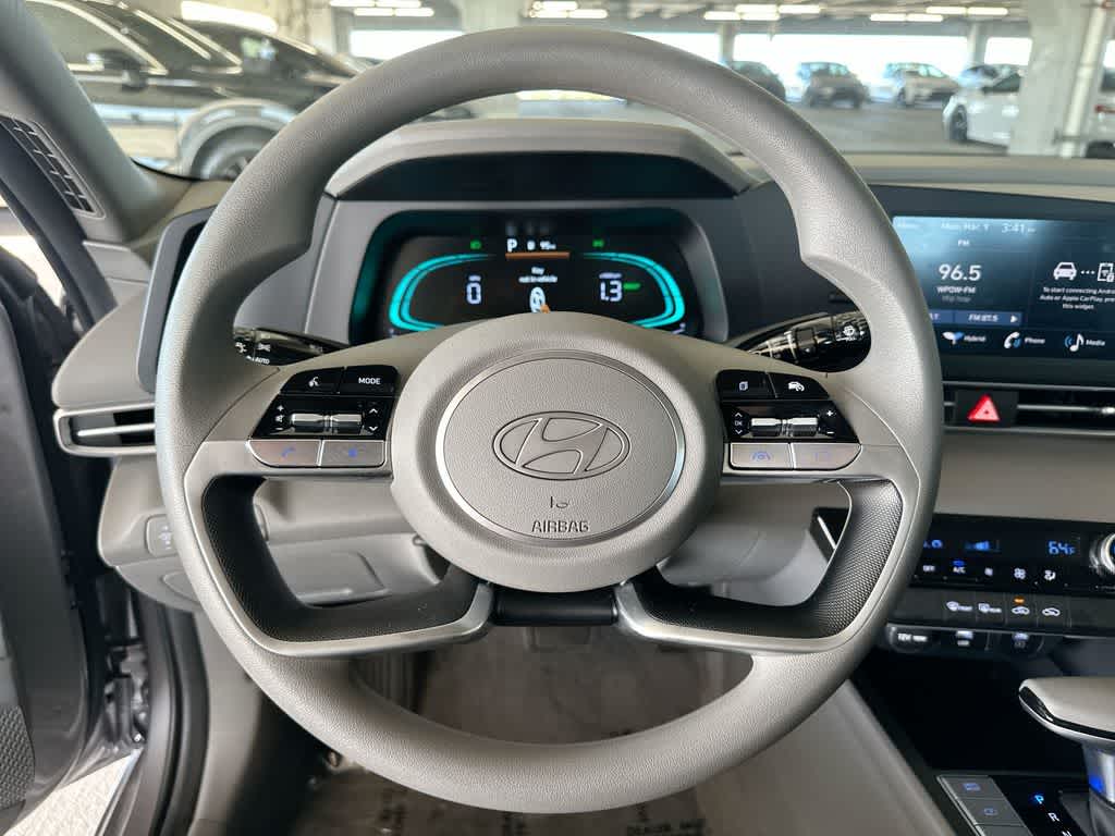 Thumbnail: 2025 Hyundai Elantra - 14