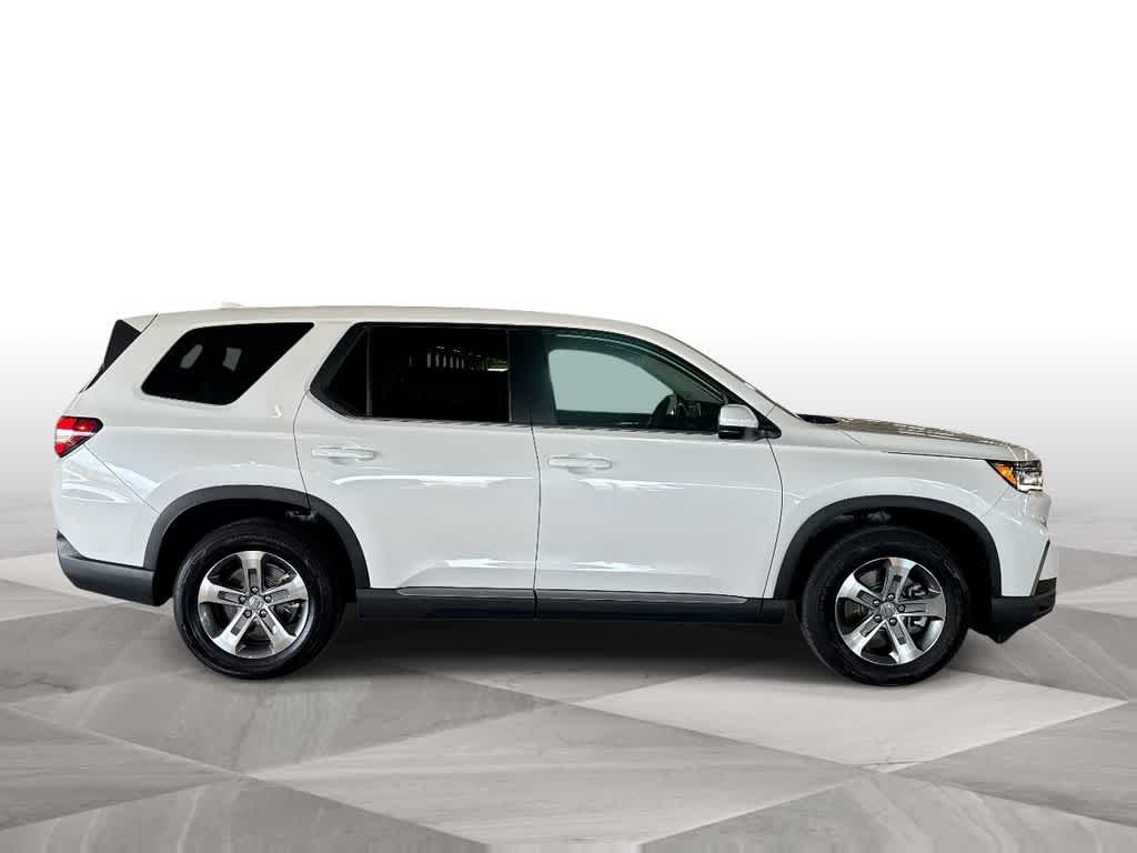 Thumbnail: 2025 Honda Pilot - 9