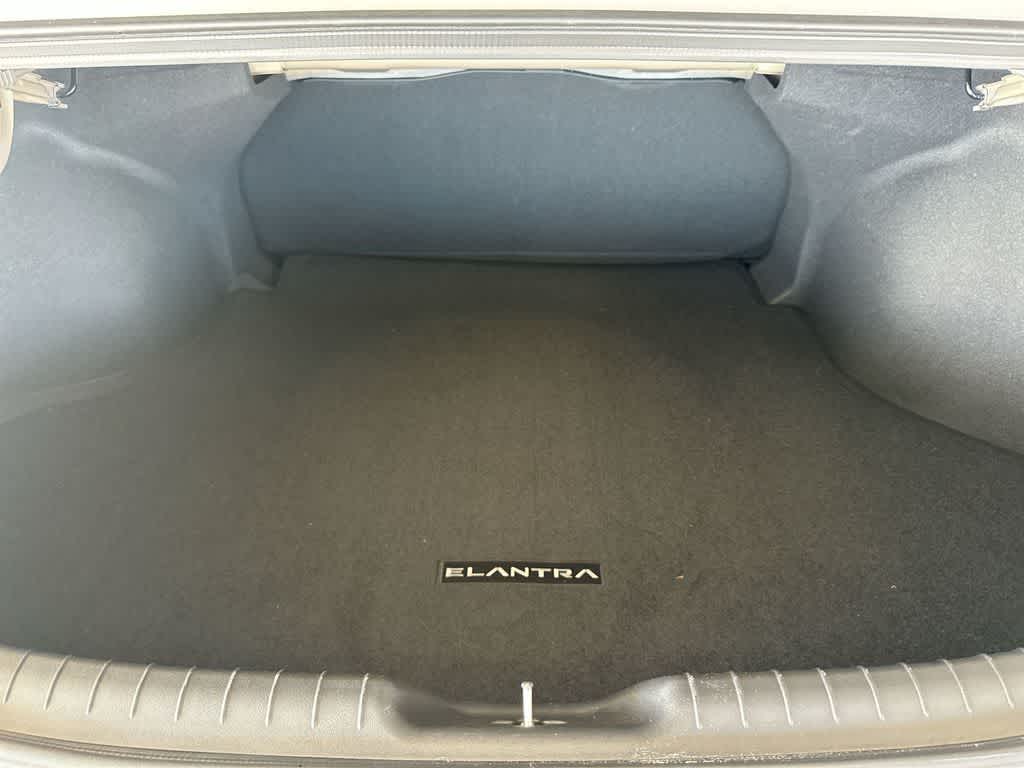 Thumbnail: 2025 Hyundai Elantra - 24